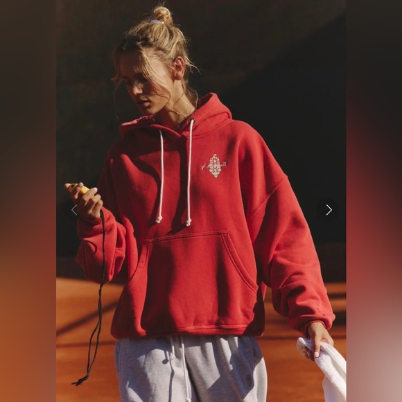 FP MOVEMENT Oversized Final Call Hoodie Cranberry Red NWT - Picture 3 of 12